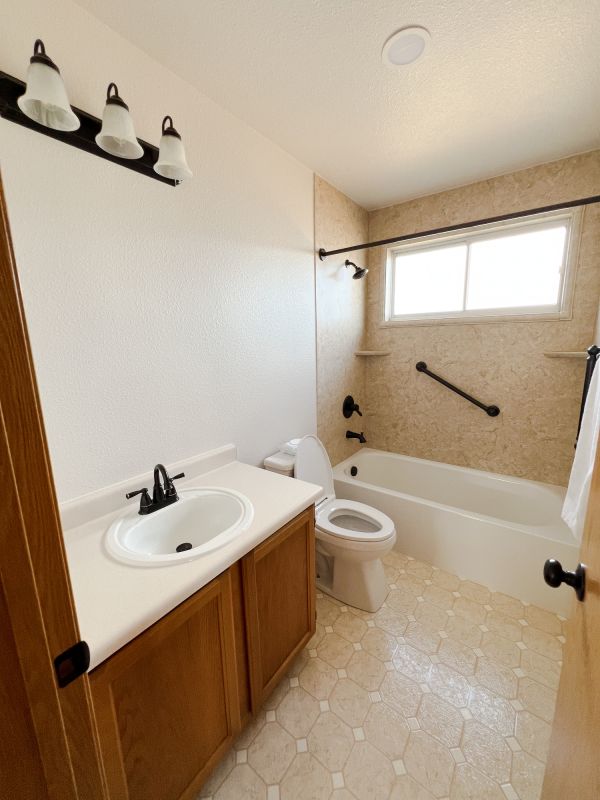 Bathroom Remodeling in Aurora, OH